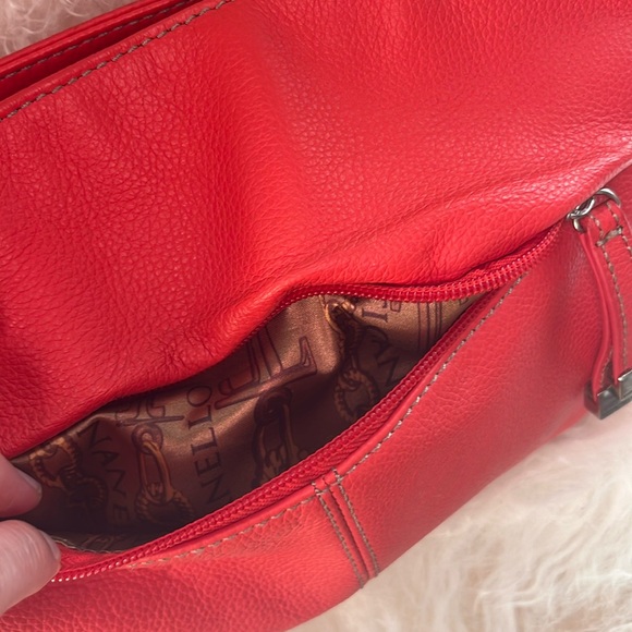 Tignanello Red Pebbled Leather Crossbody Purse Handbag. - Picture 5 of 13